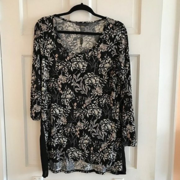 🆕 Floral tunic top NWT - Picture 1 of 7